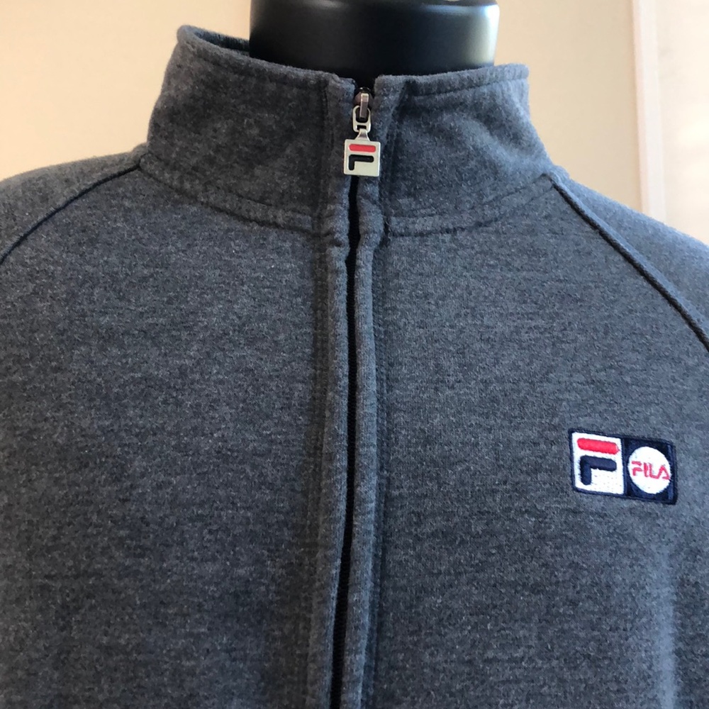 MENS VINTAGE FILA TRACK JACKET SIZE LARGE GRAY RED